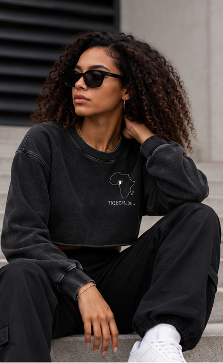 Snow Washed Raw Edge Cropped Sweatshirt